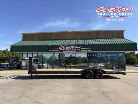 New #159520 2027 LAMAR H8 28 X 102 TANDEM AXLE 14K EQUIPMENT GOOSENECK W/ SLIDE IN RAMPS