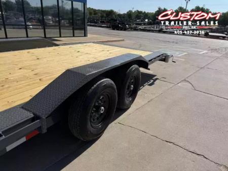 New #159520 2027 LAMAR H8 28 X 102 TANDEM AXLE 14K EQUIPMENT GOOSENECK W/ SLIDE IN RAMPS