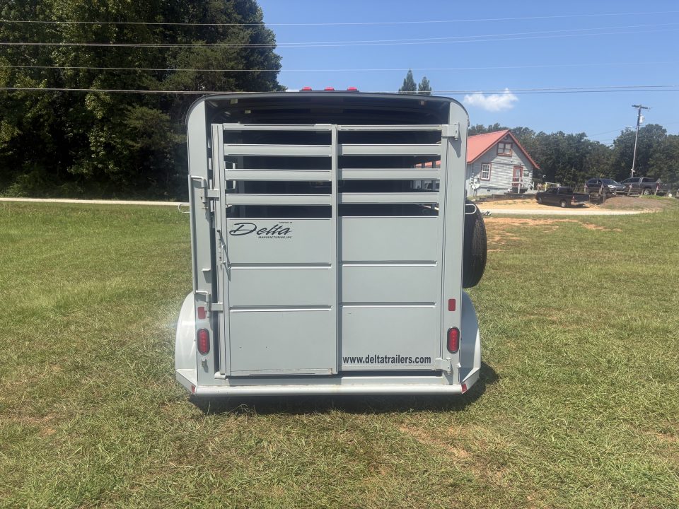 Used 2023 Delta Mfg 14' HORSE/STOCK COMBO BUMPER PULL Horse Trailer