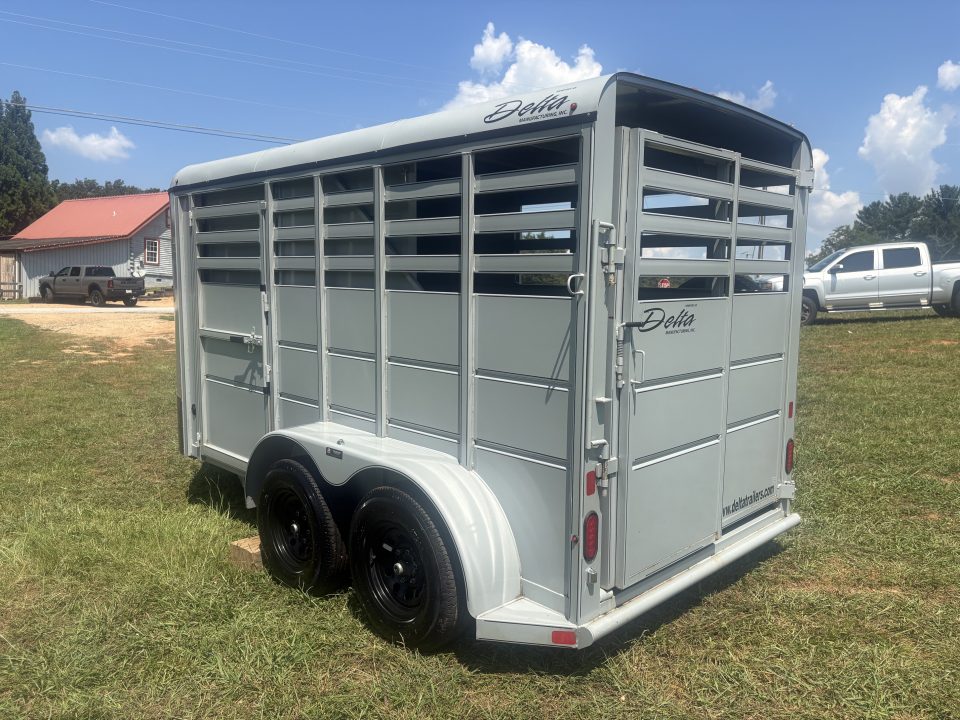 Used 2023 Delta Mfg 14' HORSE/STOCK COMBO BUMPER PULL Horse Trailer