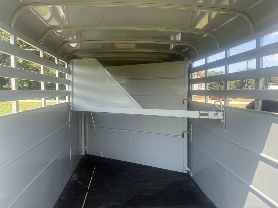 Used 2023 Delta Mfg 14' HORSE/STOCK COMBO BUMPER PULL Horse Trailer