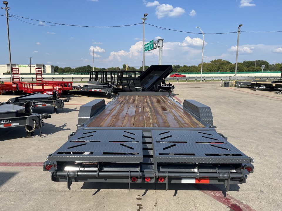 New 2027 Iron Bull EWB 83X22 8K Equipment Trailer
