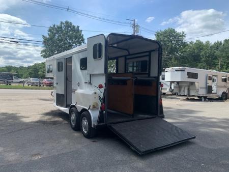 New 2006 Trailers USA 2h GN Horse Trailer