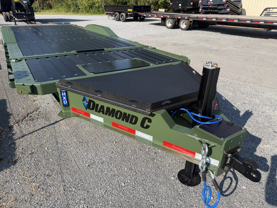 New 2027 Diamond C HXD210 Tilt Trailer PRO TILT , 12K POP UP WINCH ,POWER JACK AND BLACK ALUMATRAX FLOOR
