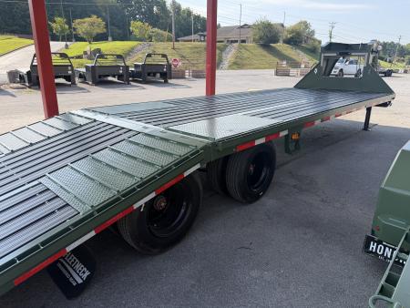 New 2027 Diamond C FMAX212 GOOSENECK TRAILER PACESETTER , GPS, HYDRO DOVE & JACKS , DISC BRAKES , *BLACK ANDONIZED FLOOR