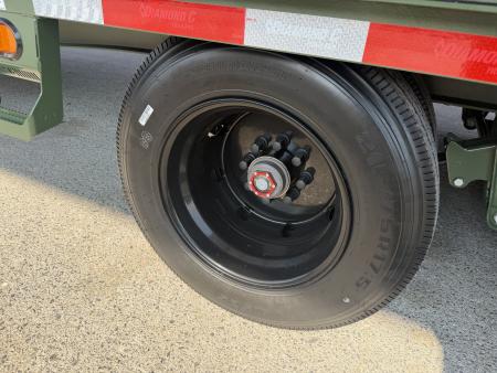 New 2027 Diamond C FMAX212 GOOSENECK TRAILER PACESETTER , GPS, HYDRO DOVE & JACKS , DISC BRAKES , *BLACK ANDONIZED FLOOR