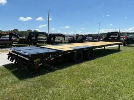 New 2027 Big Tex Trailers 102x33 Tandem 23.9K GN Flatbed w/ Mega Ramps & 2 Speed Jacks Flatbed Trailer