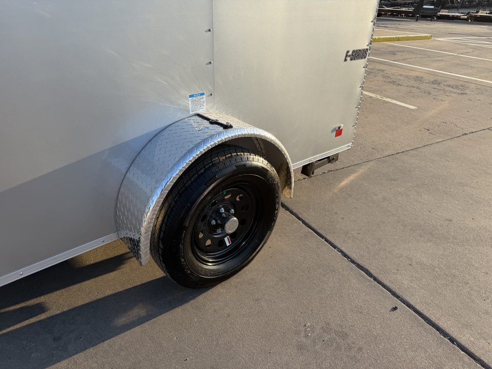 New #098146 2027 FOREST RIVER SA 6 X 12 SINGLE AXLE 3K ENCLOSED W/ REAR RAMP DOOR