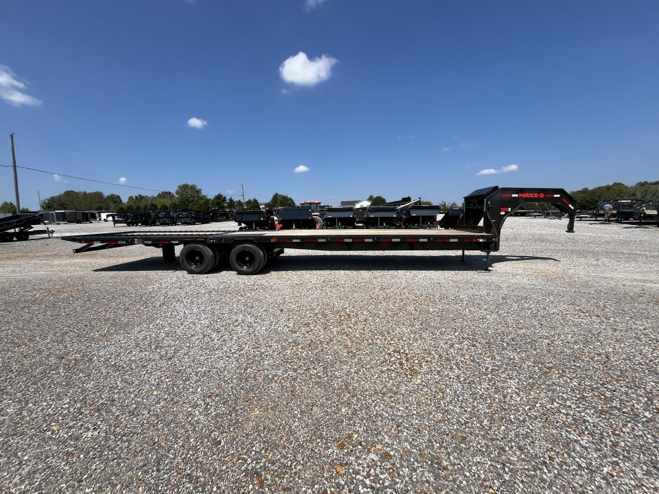 New 2027 MAXXD Hydraulic Dovetail Gooseneck Trailer | 34' x 102' 30K GVWR