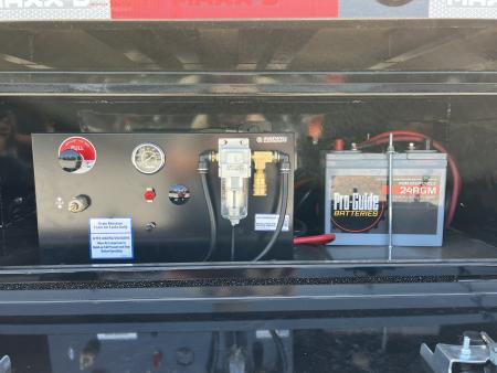 New 2027 MAXXD Hydraulic Dovetail Gooseneck Trailer | 34' x 102' 30K GVWR