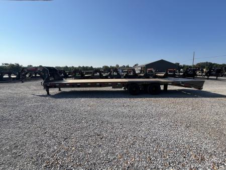 New 2027 MAXXD Gooseneck Flatbed Trailer | 102" x 32' 25.9K GVWR