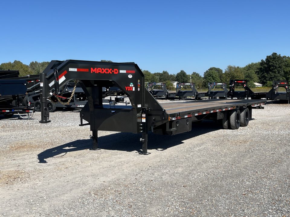 New 2027 MAXXD Hydraulic Dovetail Gooseneck Trailer | 34' x 102' 25.9K GVWR
