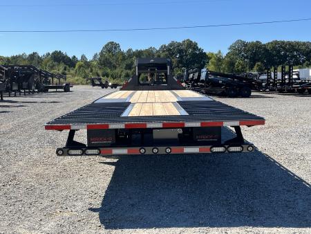 New 2027 MAXXD Hydraulic Dovetail Gooseneck Trailer | 34' x 102' 25.9K GVWR