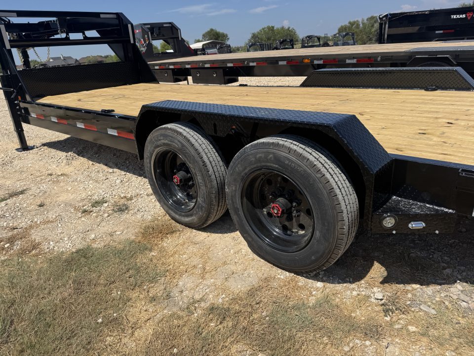 New 2027 MAXX-D C8X8324G-8884 Flatbed Trailer