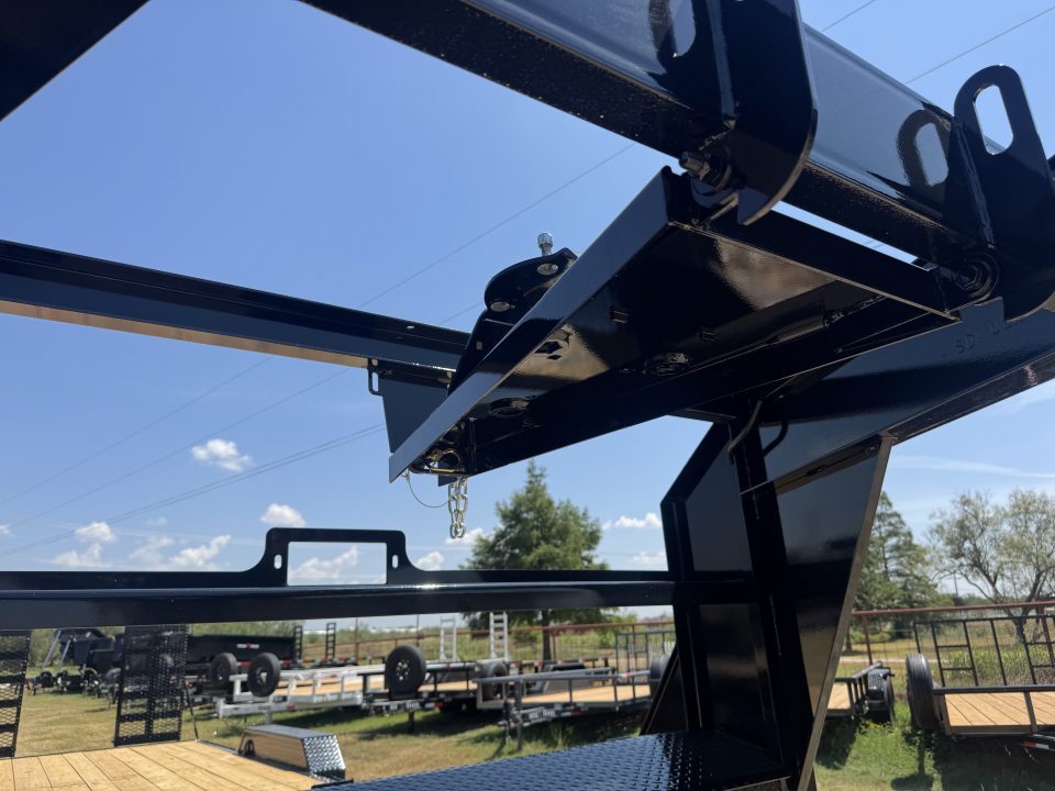 New 2027 MAXX-D C8X8324G-8884 Flatbed Trailer