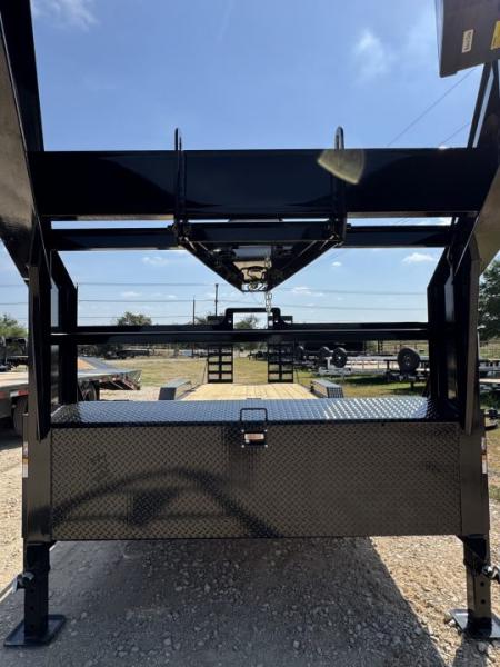 New 2027 MAXX-D C8X8324G-8884 Flatbed Trailer