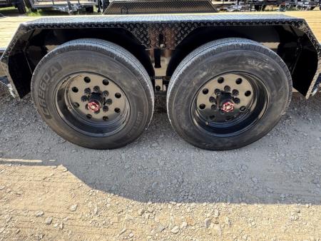 New 2027 MAXX-D C8X8324G-8884 Flatbed Trailer