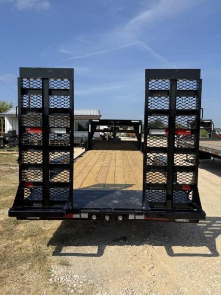 New 2027 MAXX-D C8X8324G-8884 Flatbed Trailer
