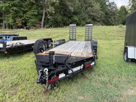 New 2017 Diamond C Trailers 19LPX-20X82 Equipment Trailer