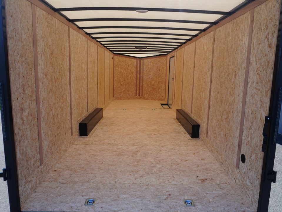 2027 Discovery photo 6