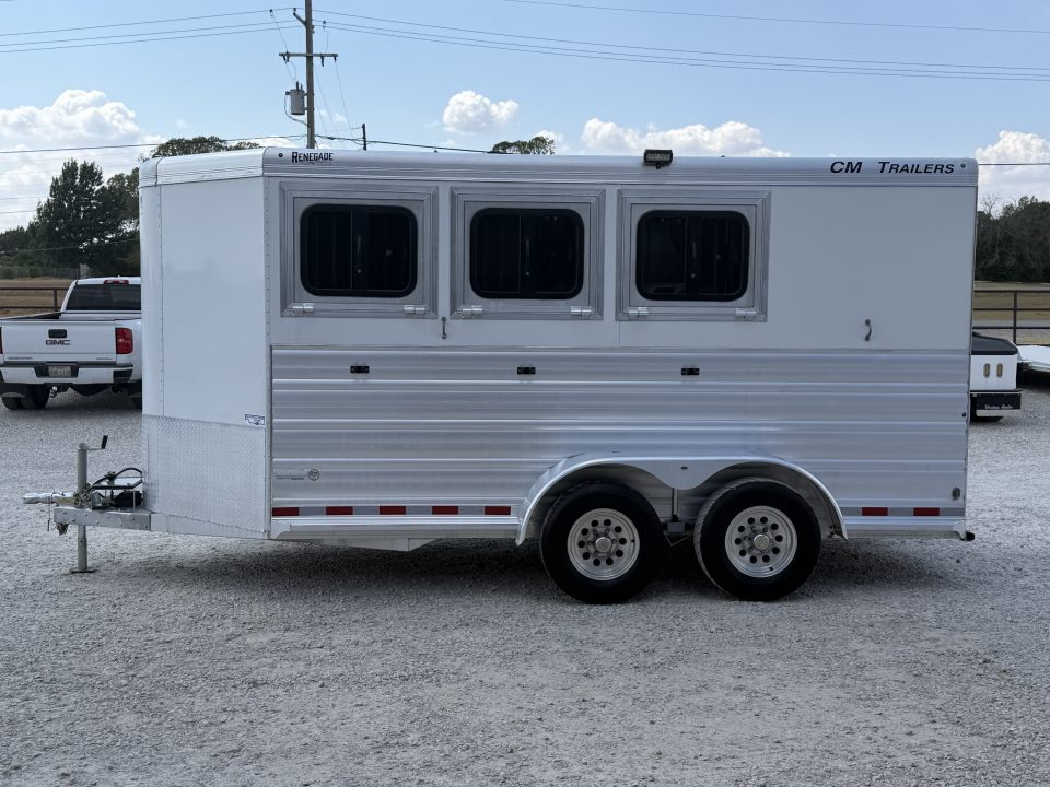 Used 2019 CM 3 Horse Bumper Pull Horse Trailer