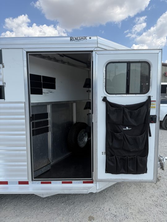 Used 2019 CM 3 Horse Bumper Pull Horse Trailer