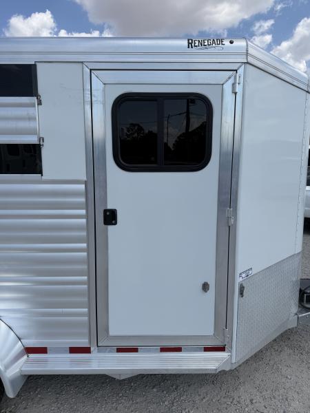 Used 2019 CM 3 Horse Bumper Pull Horse Trailer