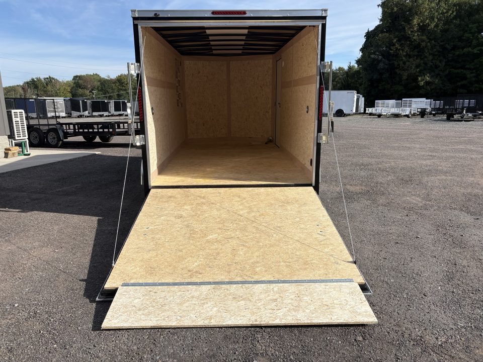 2027 Haulmark photo 5