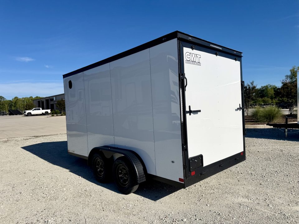 2027 Covered Wagon photo 3
