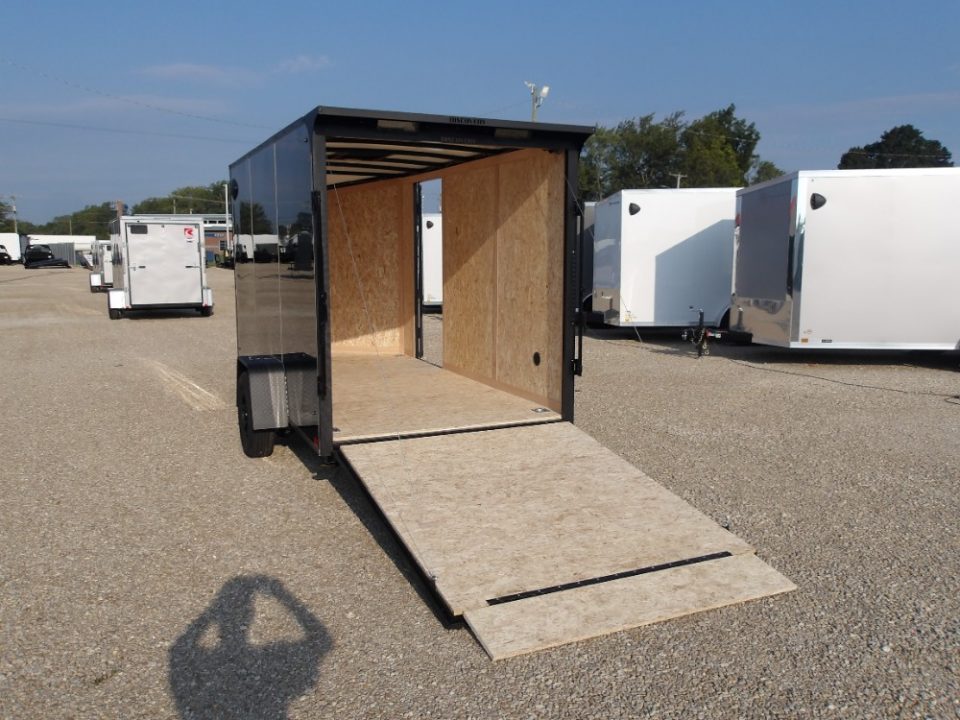 2027 Discovery photo 6