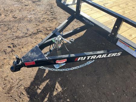 New 2027 PJ 77"x14' Single Axle Utility Trailer - U7