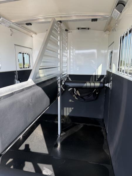Used 2021 Cimarron Trailers 2H Straight Load BP Horse Trailer