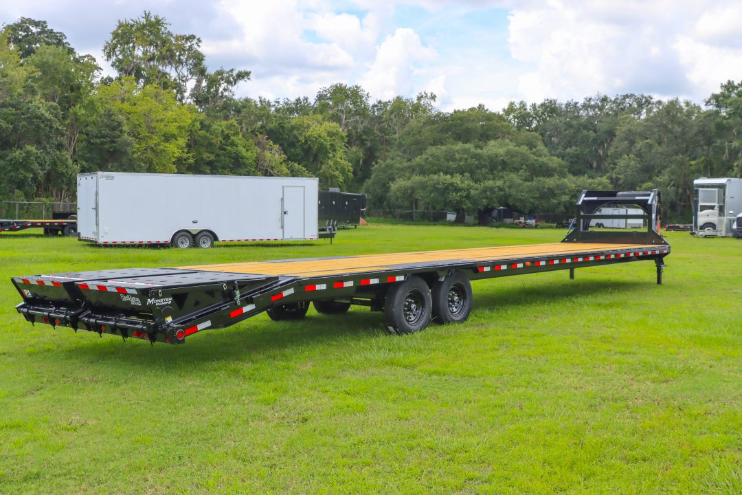 New 2027 8.5X40 PJ Gooseneck Equipment Trailer