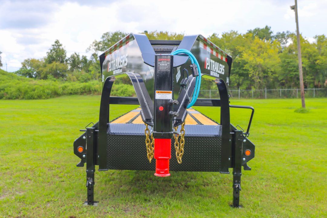 New 2027 8.5X40 PJ Gooseneck Equipment Trailer