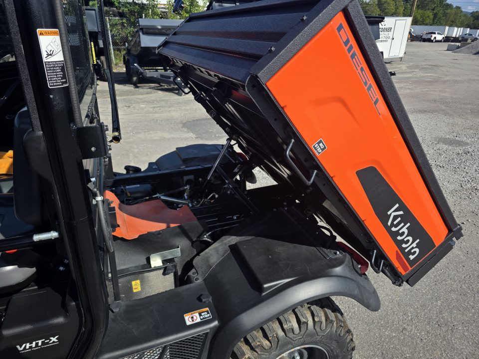 Used 2025 Kubota RTV-CAB Side by Side (Utility)