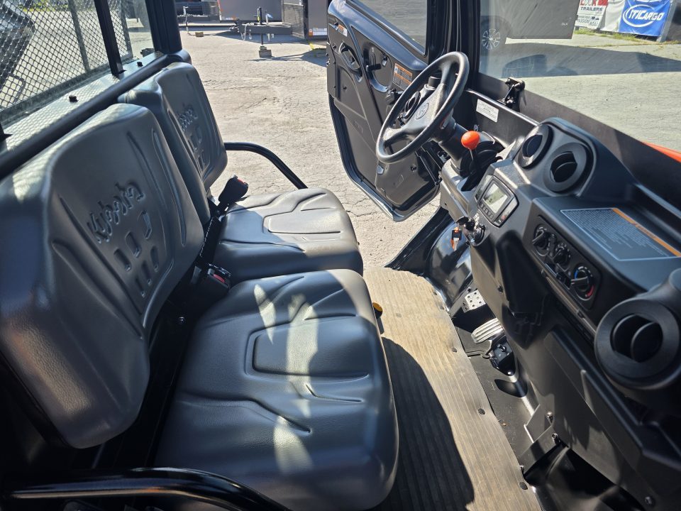 Used 2025 Kubota RTV-CAB Side by Side (Utility)