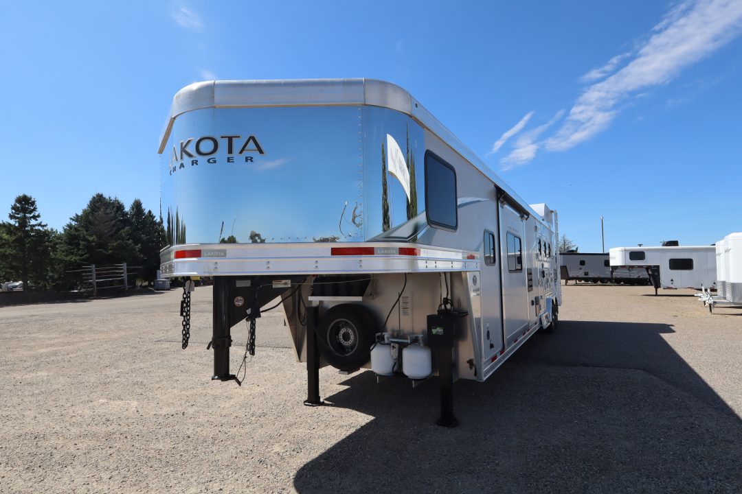 2023 Lakota photo 4