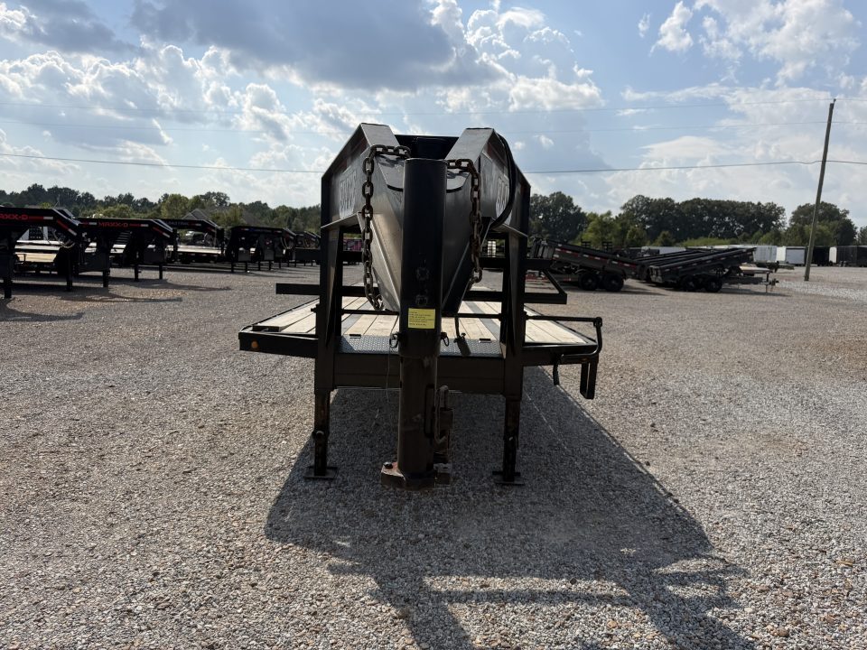 Used 2012 Elite 102"X30' 22.5K GVWR Gooseneck Flatbed Trailer
