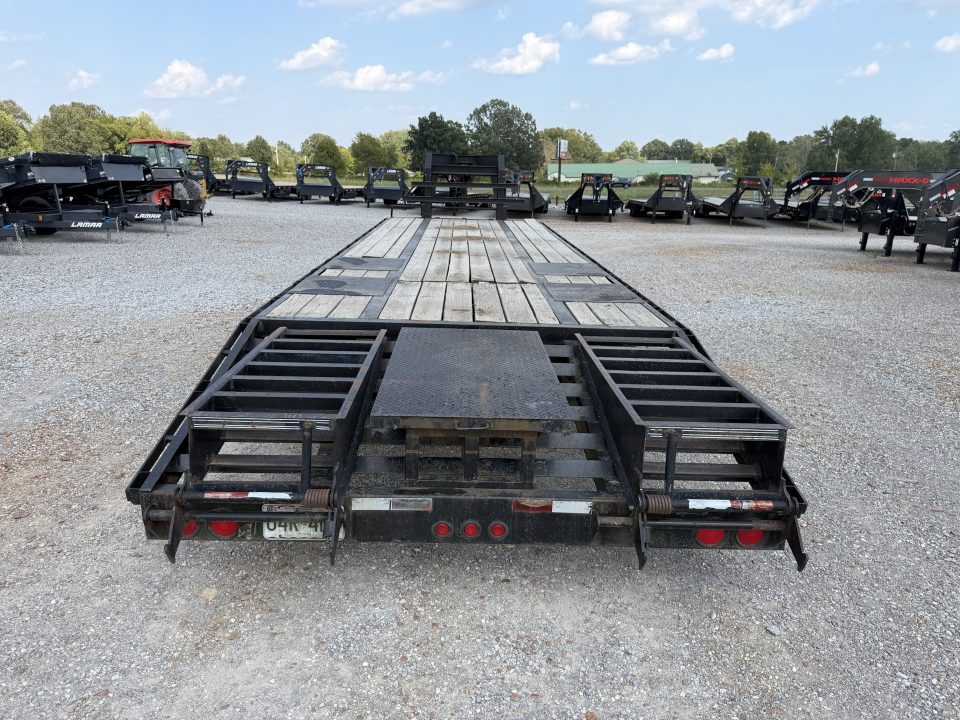 Used 2012 Elite 102"X30' 22.5K GVWR Gooseneck Flatbed Trailer