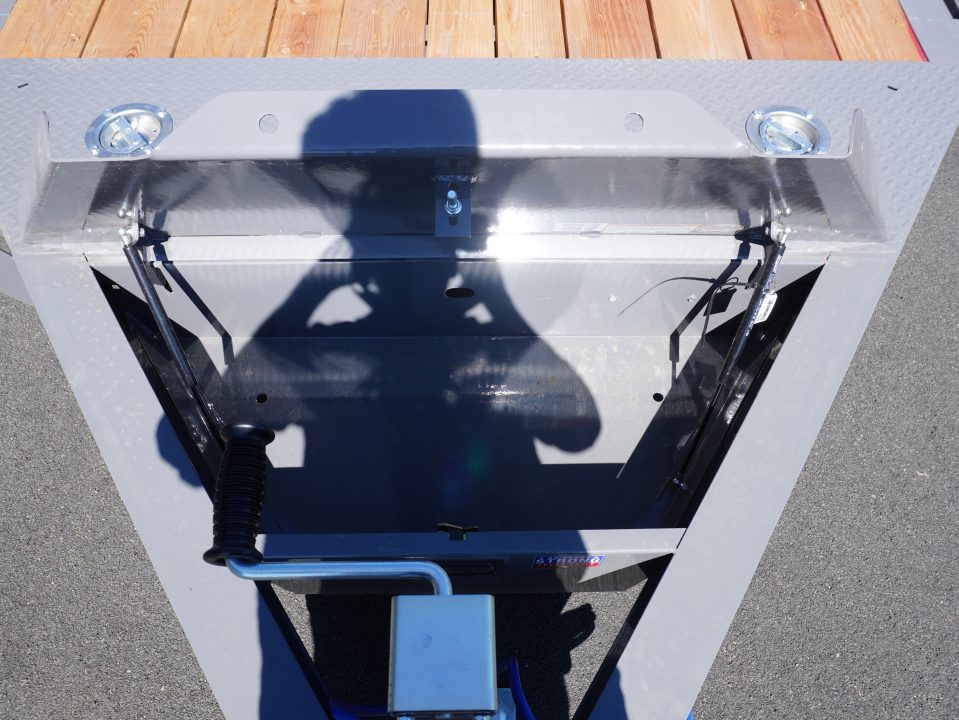 New 2027 Diamond C Trailers 83"x22' Car Hauler