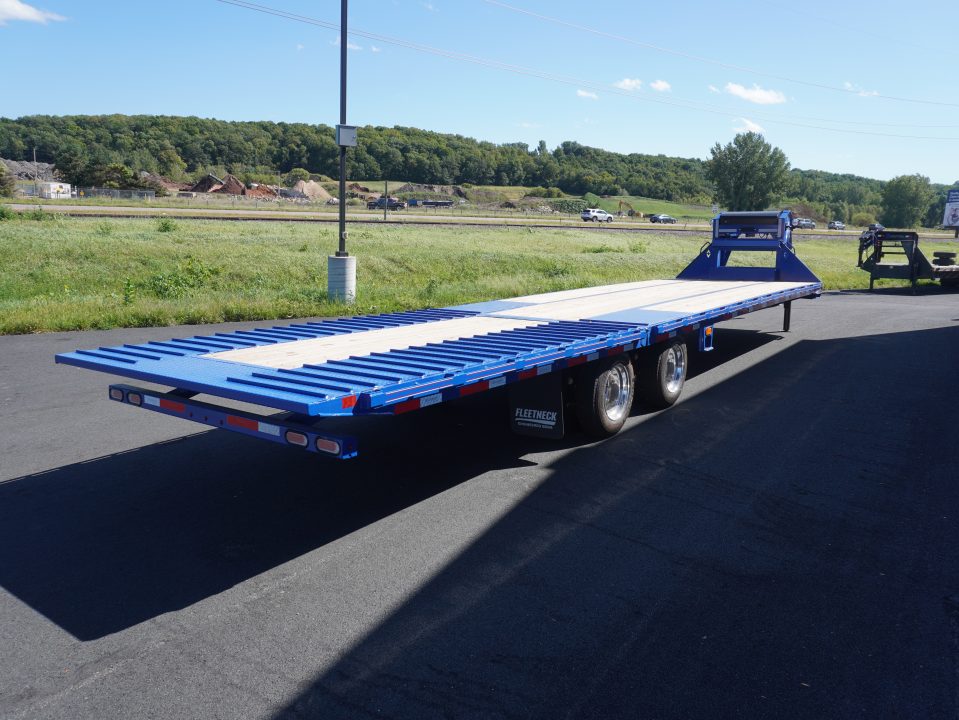 New 2027 Diamond C Trailers Fmax212 35' Gooseneck Deckover Trailer