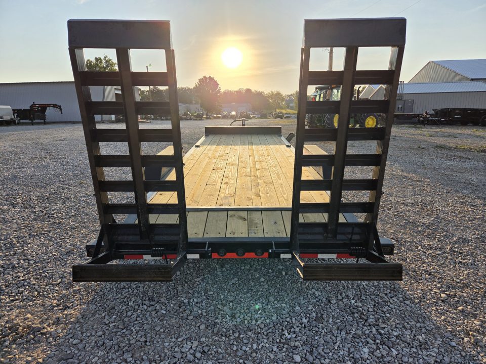 New 2027 Load Trail 83X22 TANDEM 14K EQUIPMENT HAULER W/WIDE STANDUPS
