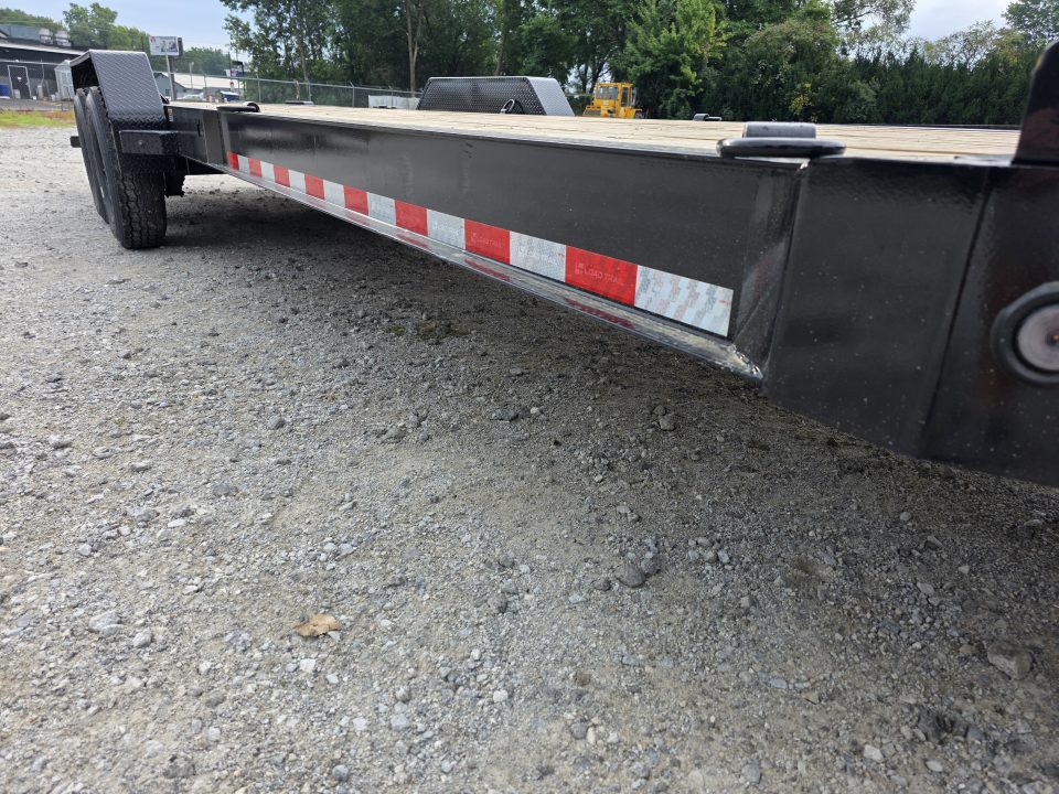 New 2027 Load Trail 83" x 24' Tandem Axle 14K GVWR EQUIPMENT MAX RAMPS 83 X 24 83X24 Car Hauler