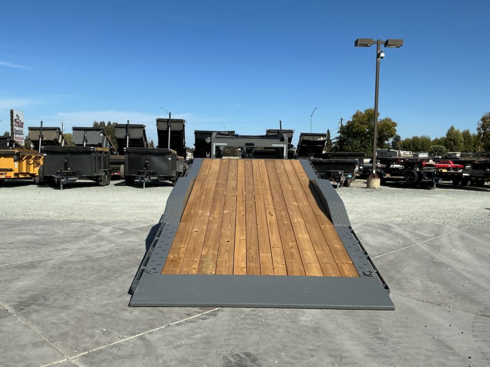 New 2027 Diamond C Trailers HXD208L24X102GN 8.5FT X 24FT 18K GVW Tilt Trailer