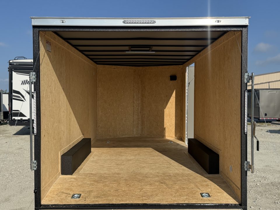 2027 Covered Wagon photo 7