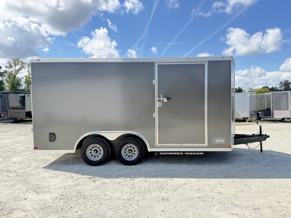 2027 Covered Wagon photo 2