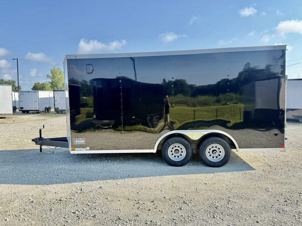 2027 Covered Wagon photo 3