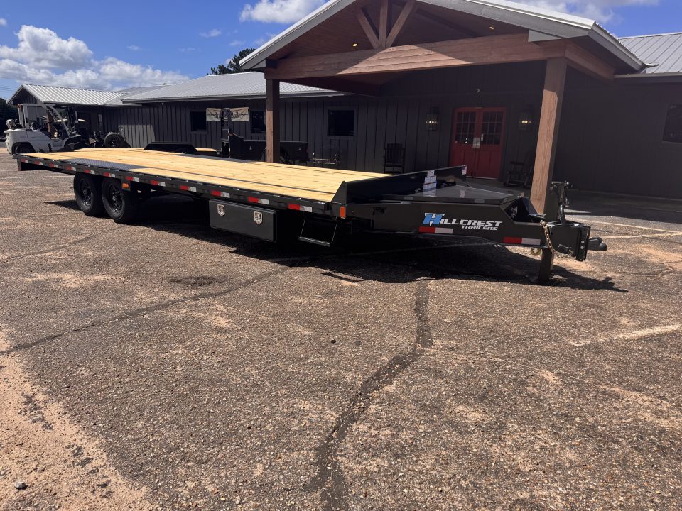 2027 Hillcrest Trailers photo 2