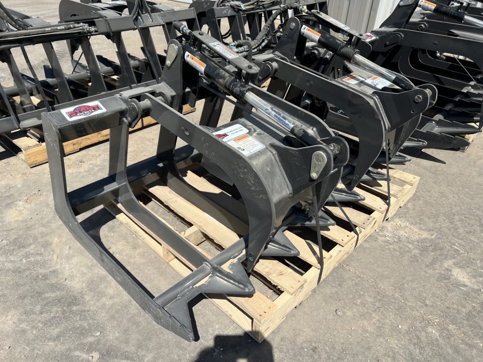 New 2026 Stout 66 Brush Grapple Bucket Attachment