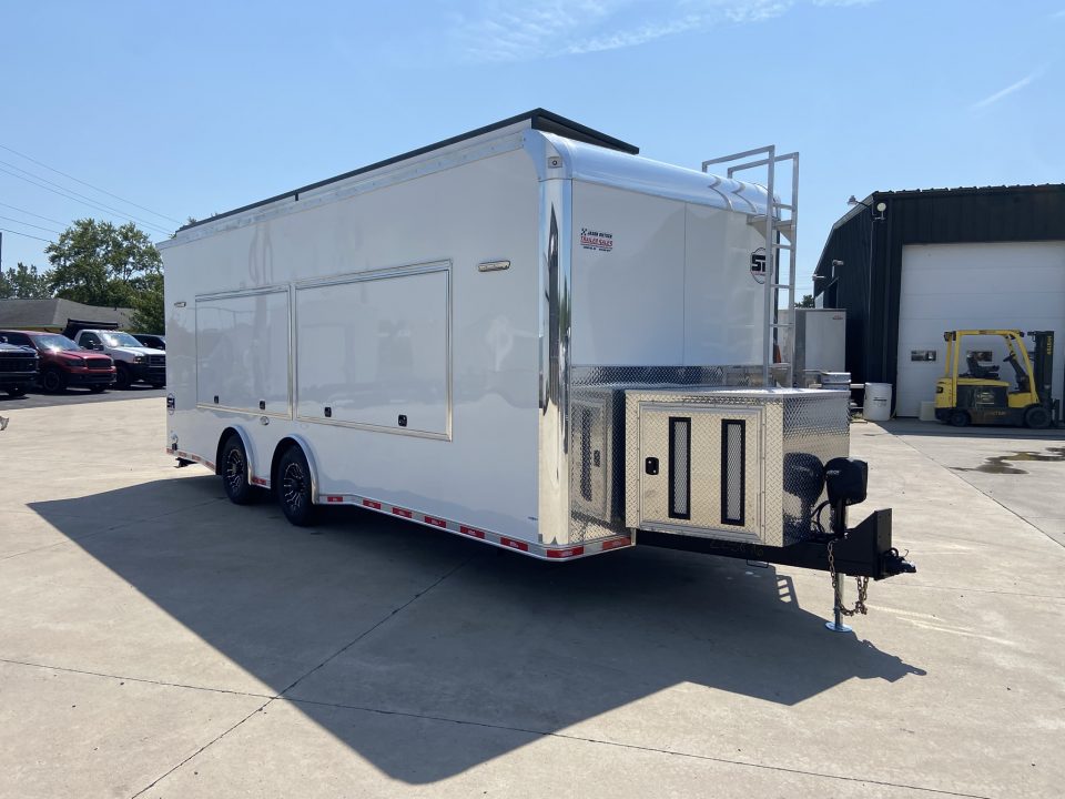 New United Trailers USH-8.5X24 Vending Trailer